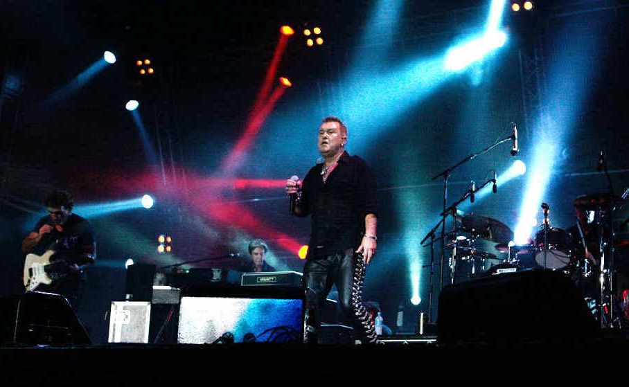 Jimmy Barnes and Cold Chisel will play Sunshine Coast Stadium tonight as part of their Light the Nitro Tour 2011.